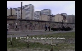 Hito Steyerl, Die Leere Mitte (The Empty Centre), film still, 1998